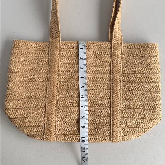 Draper James Straw Bag with Navy Lining - Picture 14 of 16